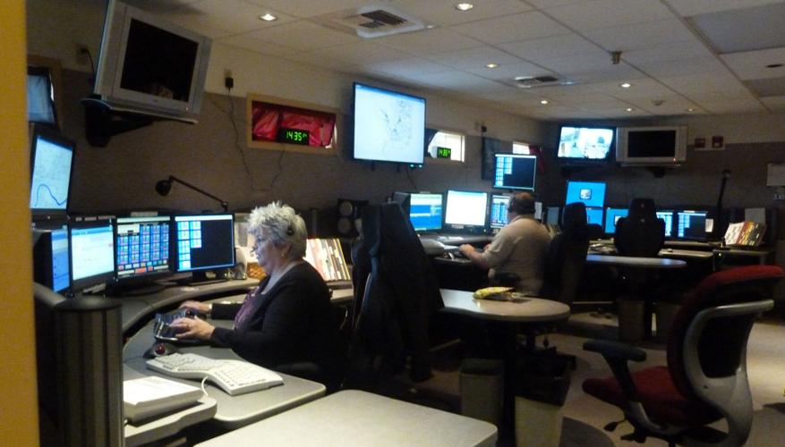 Okanogan County dispatch avoided its own disasters during summer wildfires  | Local News | wenatcheeworld.com