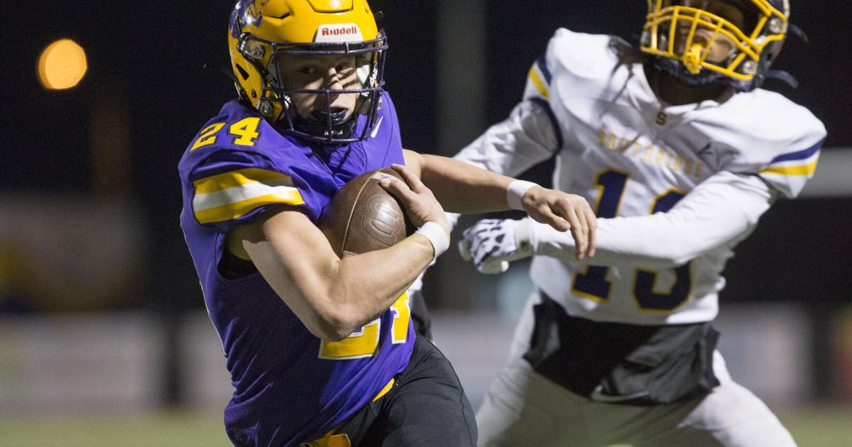Thursday High School Roundup 'Banged up' and shorthanded, Wenatchee
