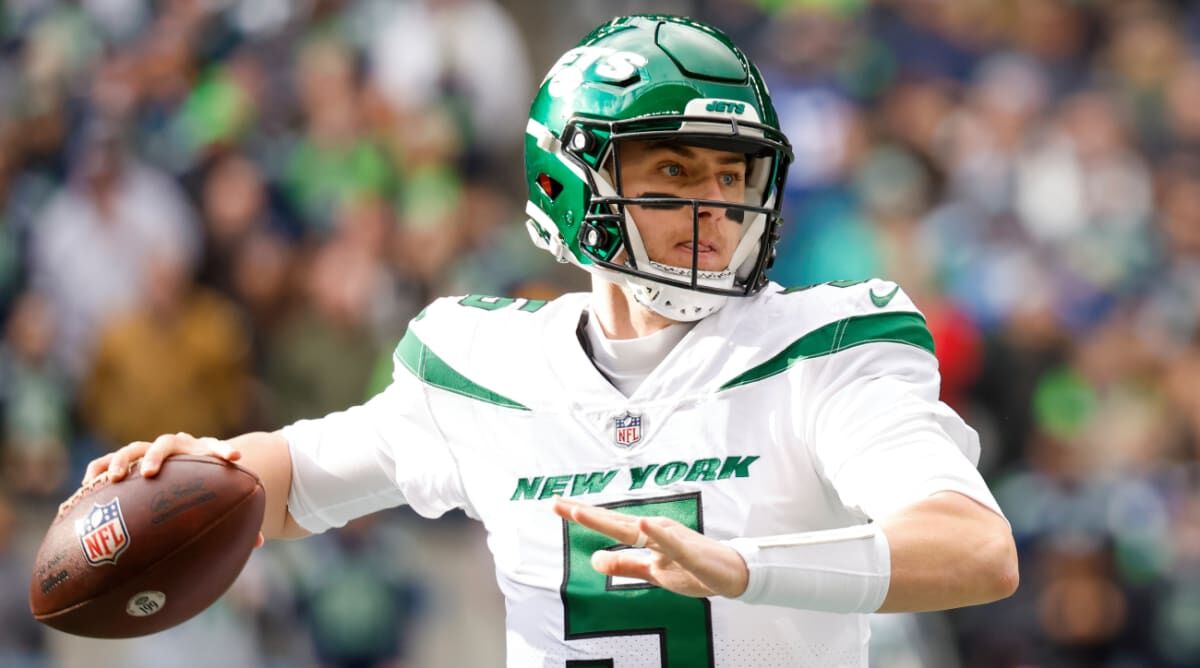 2023 NFL free agency: Mike White leaves Jets for Dolphins