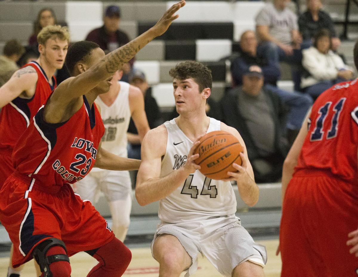 Photo Gallery Knights Beat Red Devils In Basketball Sports Wenatcheeworld Com