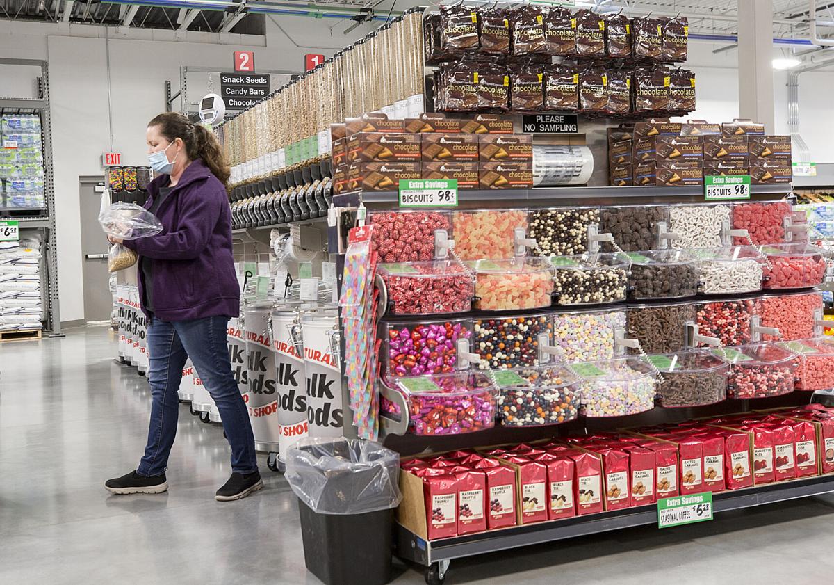 Wenatchee Winco Foods Opens Local News Wenatcheeworld Com