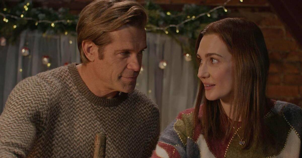 Exclusive Sneak Peek! 'Wynonna Earp' Star Katherine Barrell Fights to Save Christmas in Hallmark's 'O Little Christmas Market'