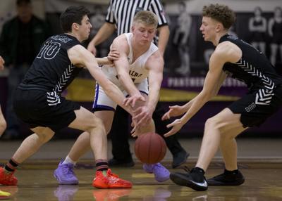 Big 9 Boys Basketball Wenatchee Plays At Eastmont With State