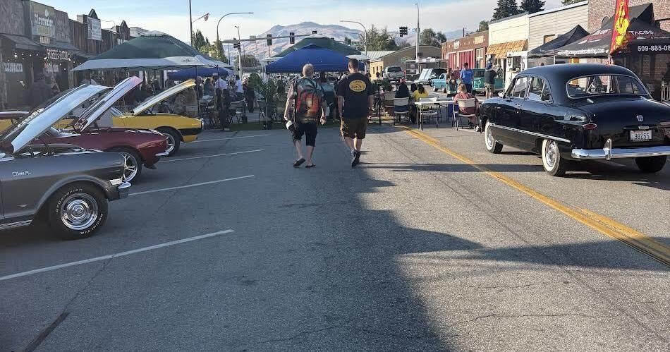 Havana Nights brings cars, salsa, community to downtown East Wenatchee
