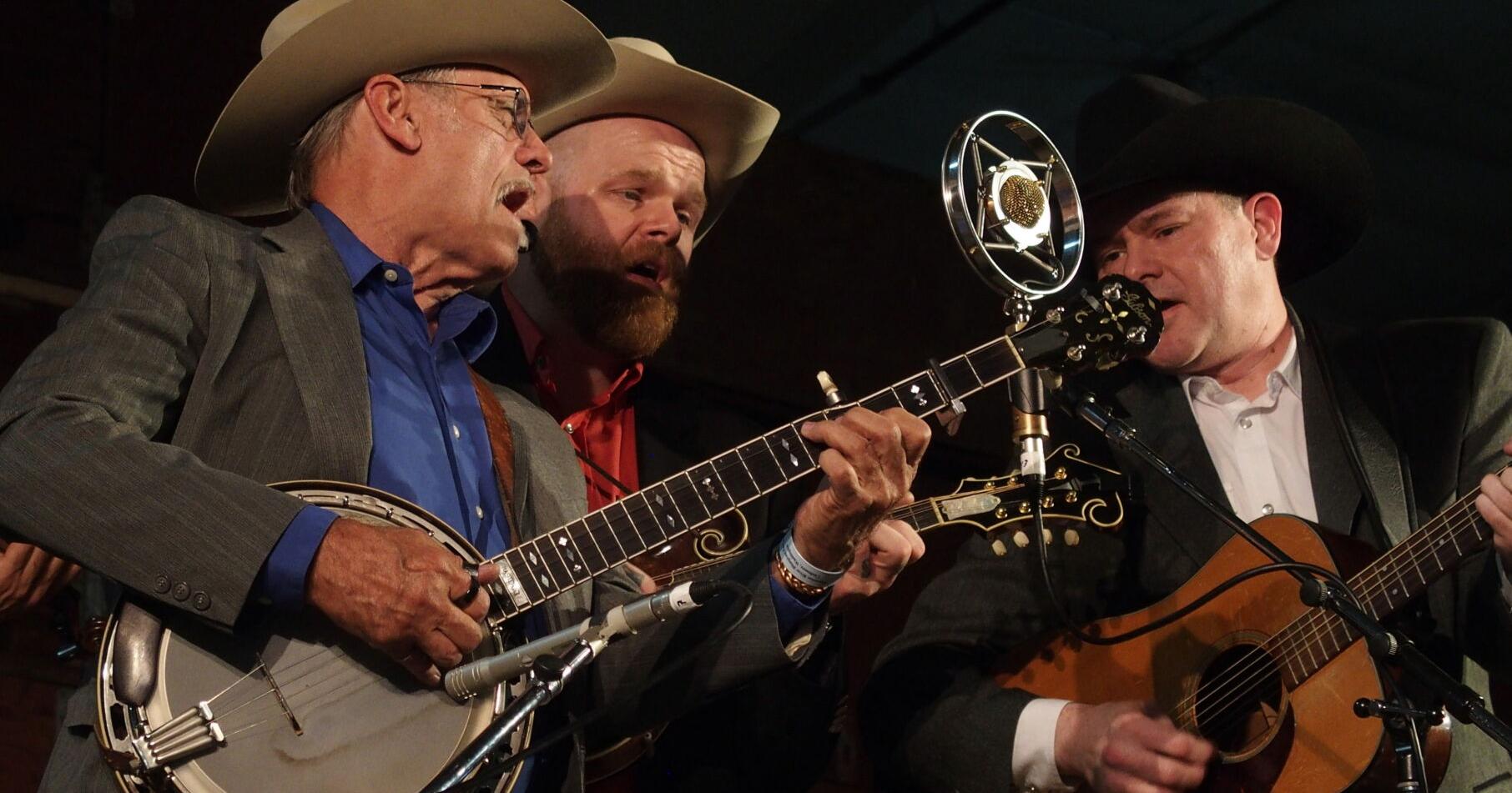 Wenatchee River Bluegrass Festival takes music from stage to campground - Vimarsana News