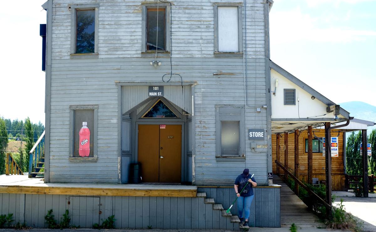 As Border Reopening Date Remains Uncertain Small Washington And Idaho Border Towns Are At The End Of Their Rope Business Wenatcheeworld Com As Border Reopening Date Remains Uncertain Small Washington And Idaho Border Towns Are At The End Of Their Rope Business Wenatcheeworld Com