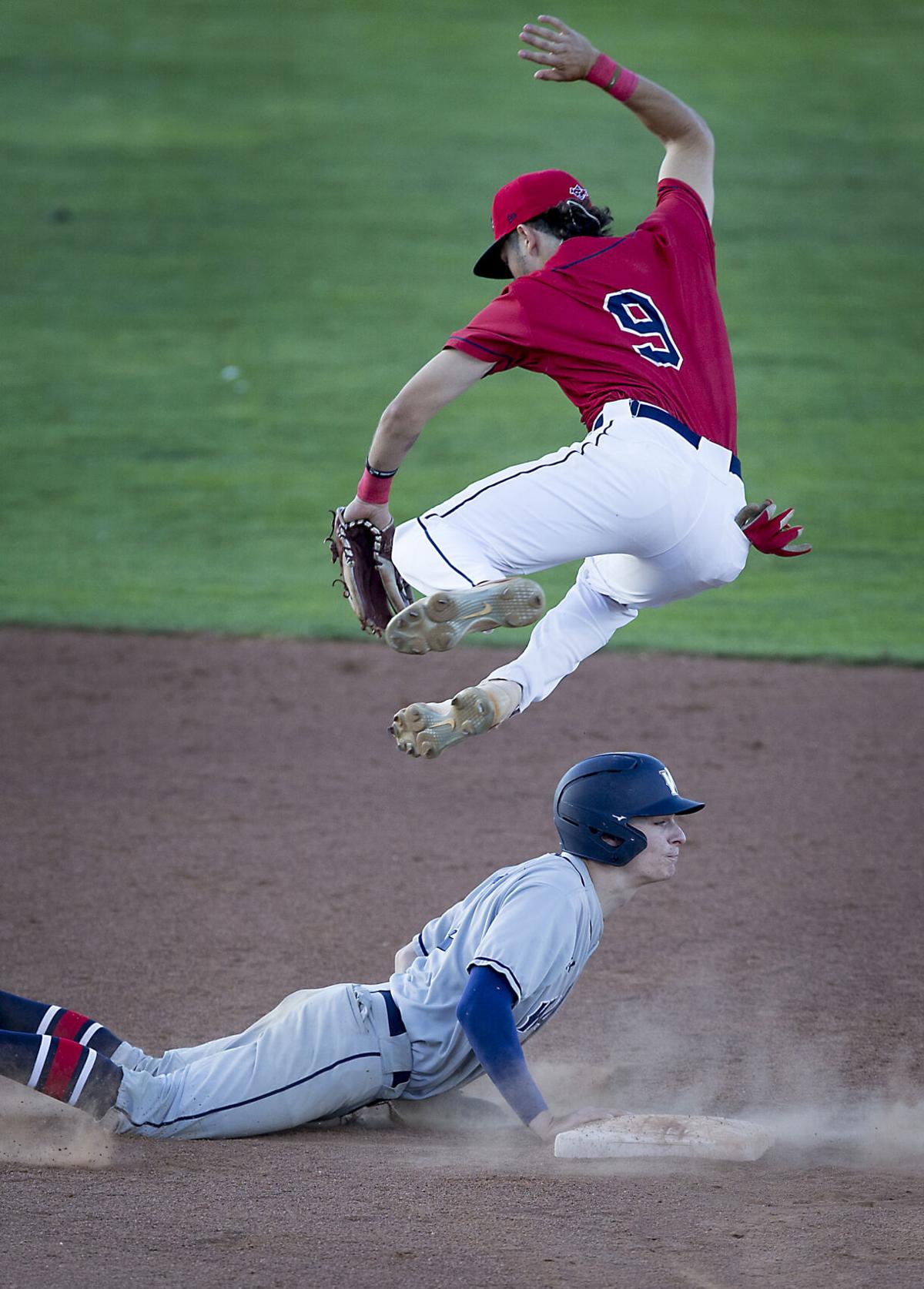 210610-sportslocal-applesoxwallawallagallery 11.jpg