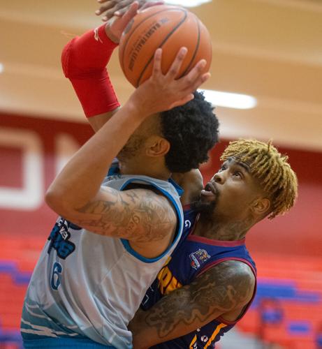 230316-sportslocal-bighornsgallery 06.jpg