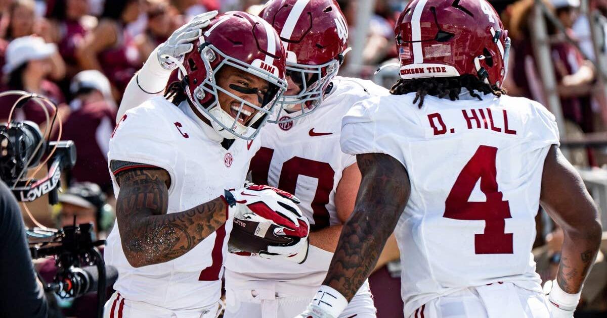 alabama-wide-receiver-ryan-coleman-williams-1-celebrates-with-teammates-after-scoring-a-touchdown-during-a-college-football
