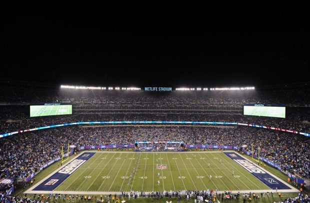 Former NFL Star Claims MetLife Stadium Turf Ended His Career, The Spun
