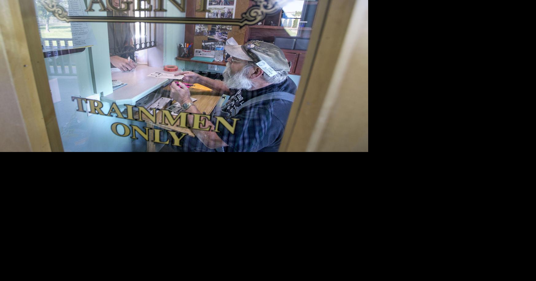 Photo Gallery: Working on the railroad | Local News | wenatcheeworld.com