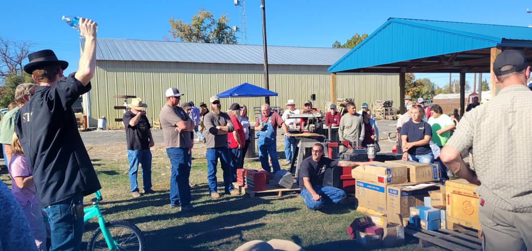 Mansfield Lions Club holds auction Empire Press