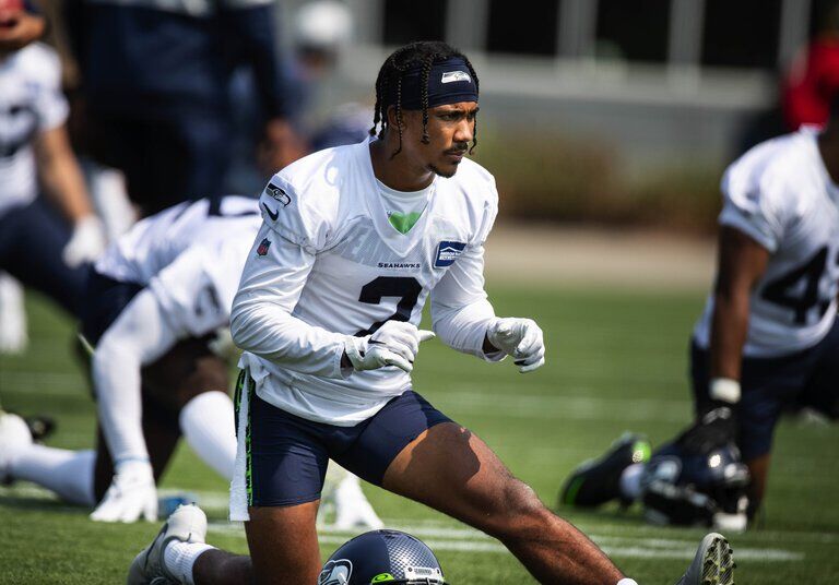 Seattle Seahawks trading cornerback Ahkello Witherspoon to