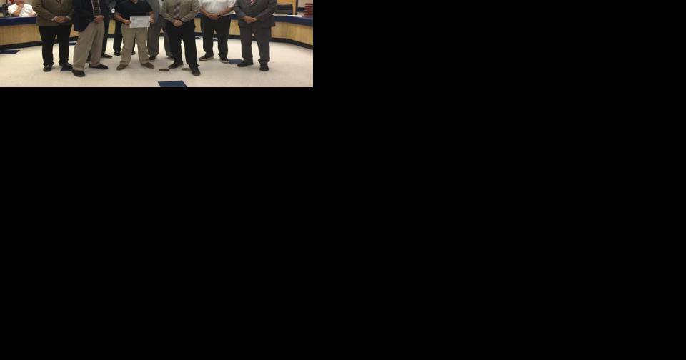 Vernon Parish School Board Recognizes Students Who Participated in State Events - Vimarsana News