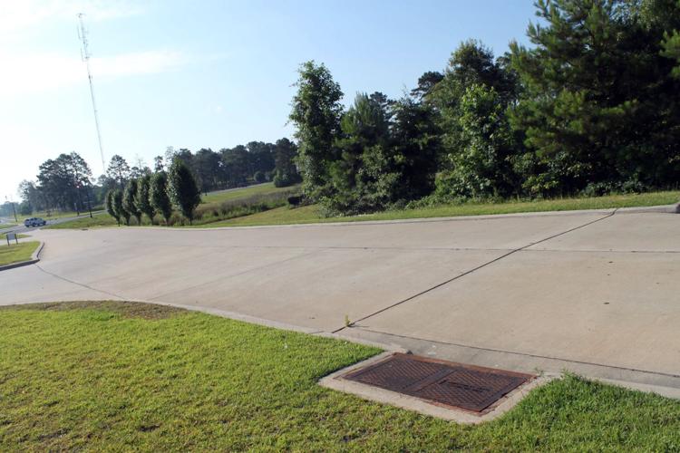 Leesville City Council votes to accept Market Basket Road into city