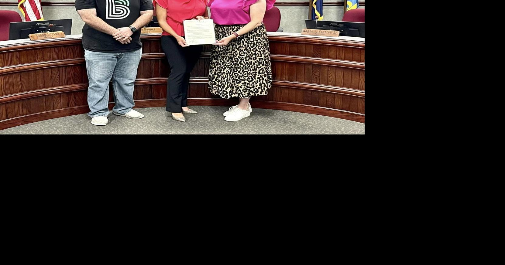 DeRidder Mayor Honors Big Brothers Big Sisters of SWLA | News ...