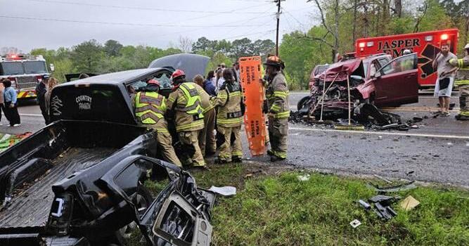 5 Injured in 2 Vehicle Crash in Jasper County - Vimarsana News