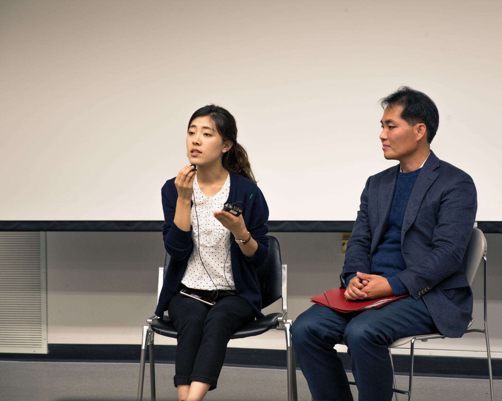 North Korean refugee educates students about human rights issues