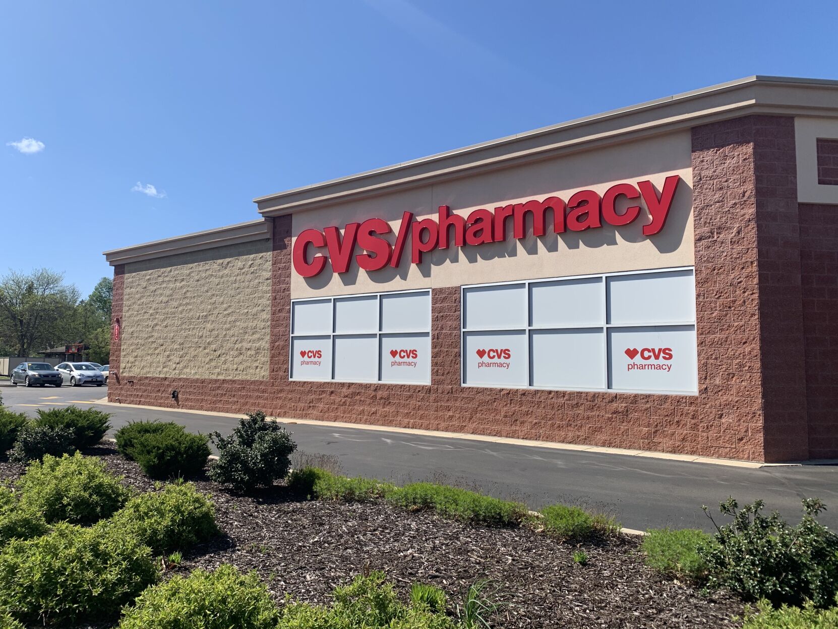 CVS Pharmacy Offering Same-day, Walk-in COVID-19 Vaccine Appointments ...