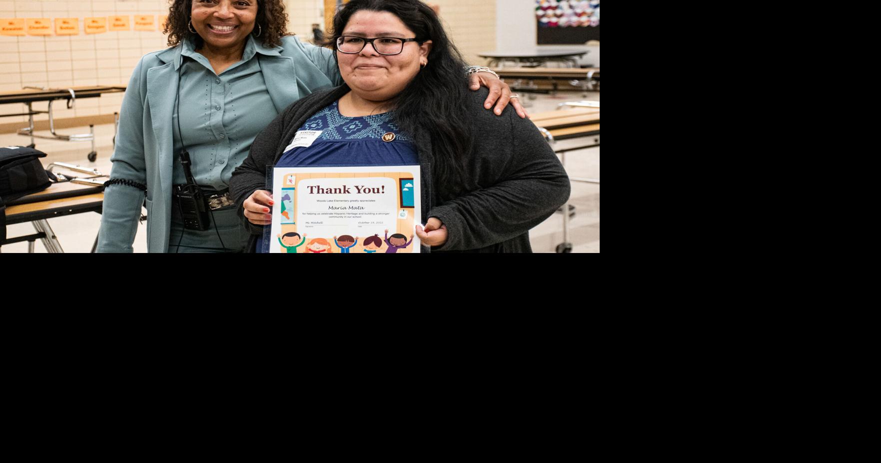 PHOTOS WMU students volunteer at Woods Lake Elementary to celebrate