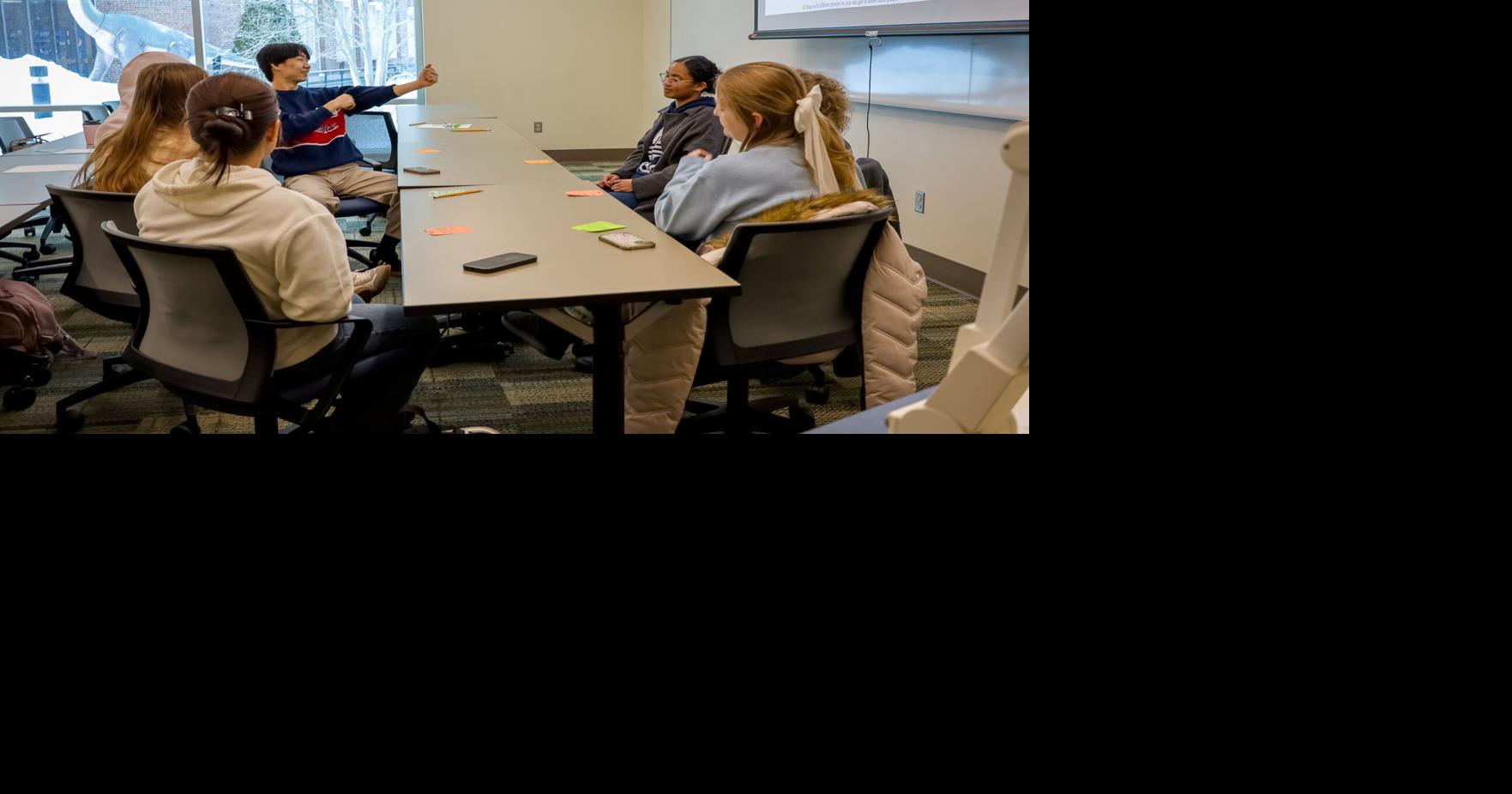 Global Engagement Program brings students together through language with ‘Conversation Circles’