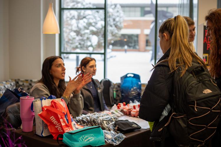 Business Bash brings networking and career opportunities for WMU students