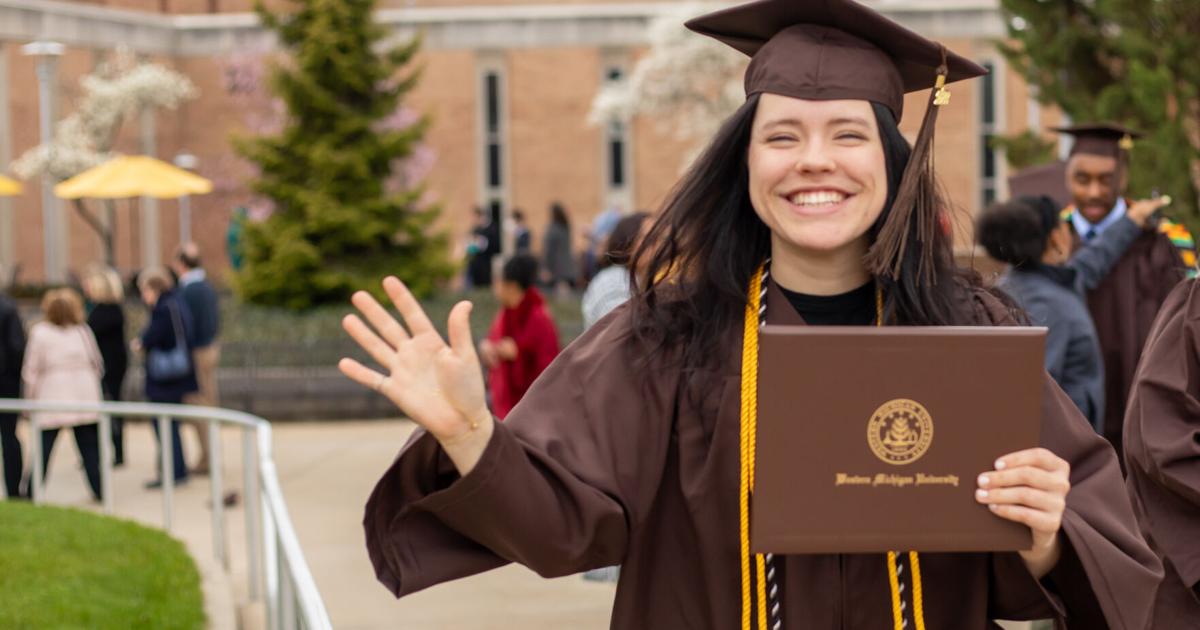 WMU graduates look forward to career opportunities | Arts And ...