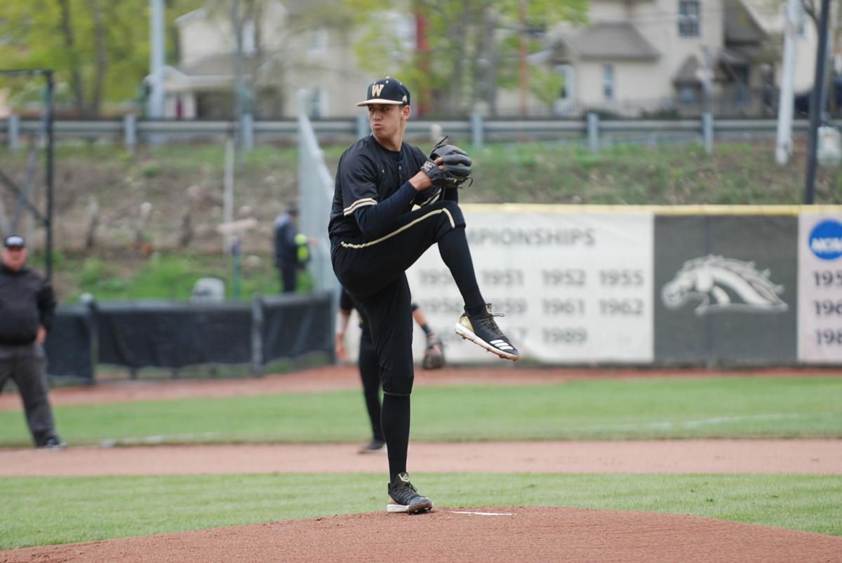 Baseball Opens Series with 6-4 Win Over WMU - Miami University RedHawks