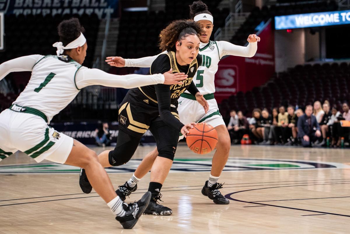 Coronavirus Shuts Down Mac Basketball Tournaments Sports
