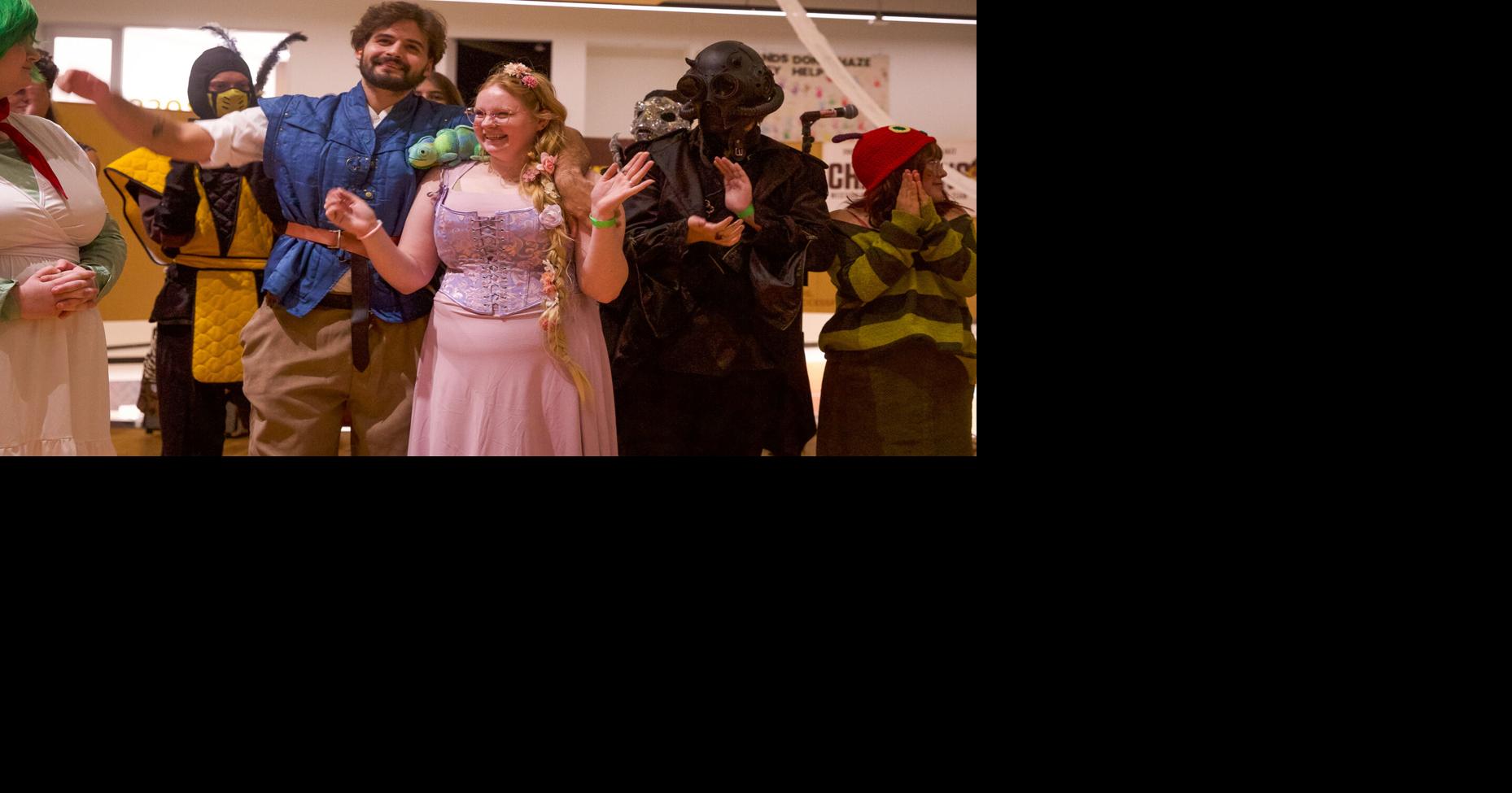 Geology Club and CAB collaborate on annual Halloween Spooktacular