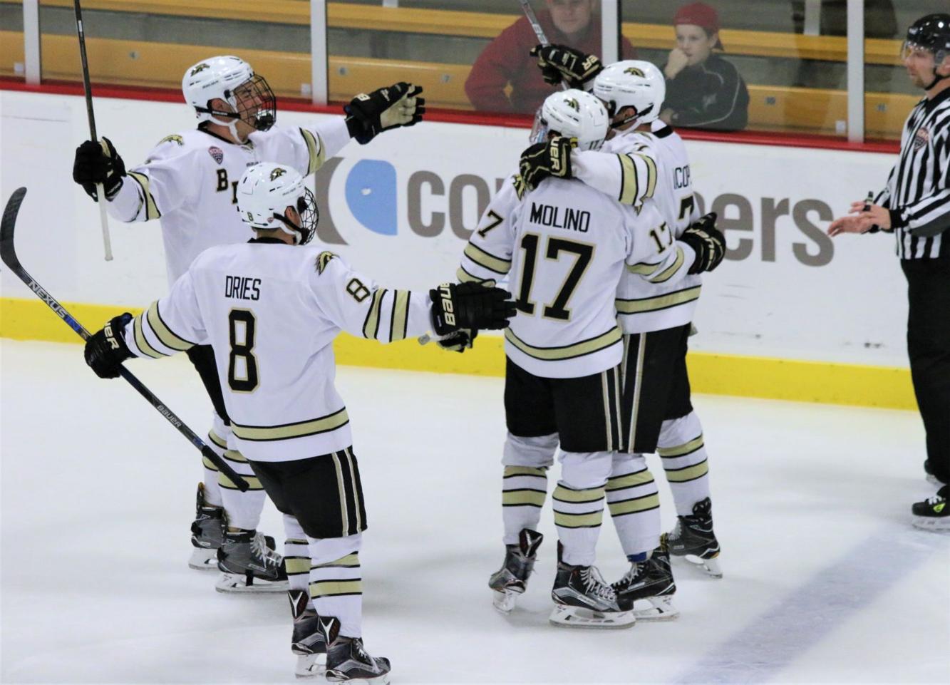 Hockey clinches home ice during NCHC playoffs with split against