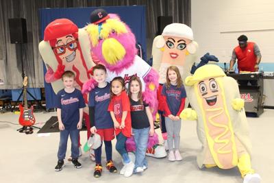 Cleveland Indians: Slider the mascot staying with Guardians