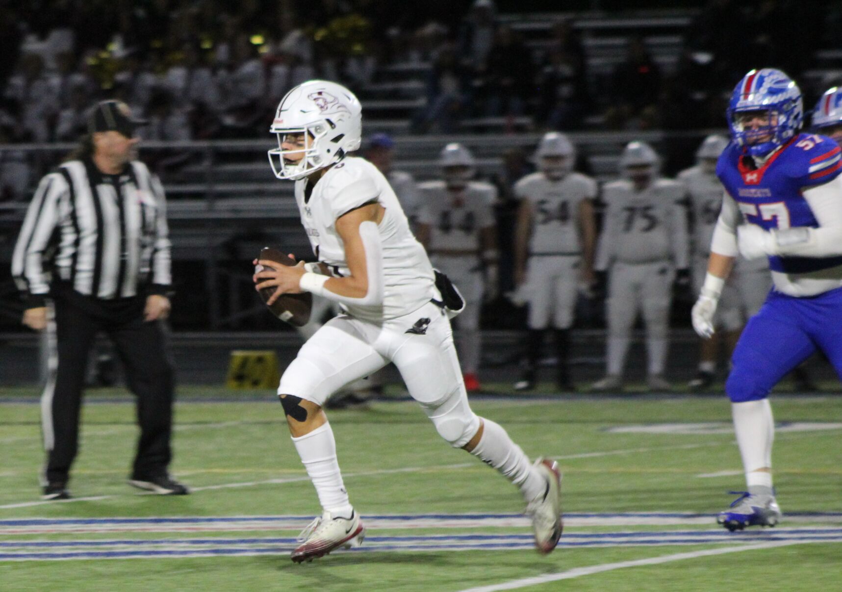 HIGH SCHOOL FOOTBALL: Pirates upset Rockets, 31-21 to Boost Playoff ...