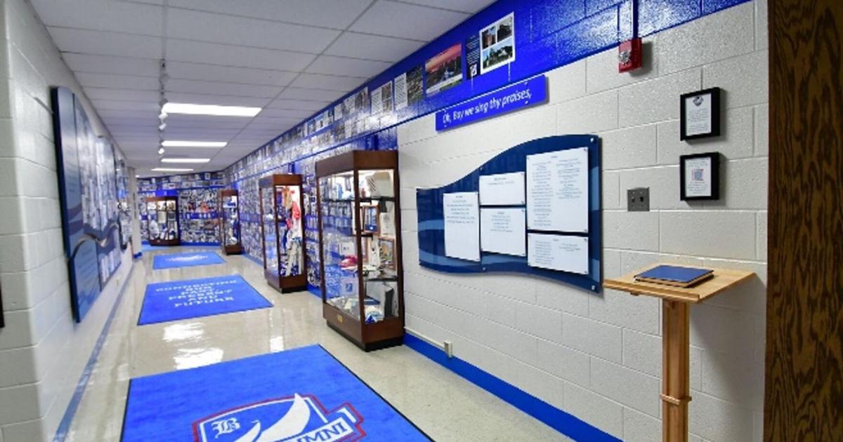 BAY VILLAGE High school celebrates 100 years with alumni corridor