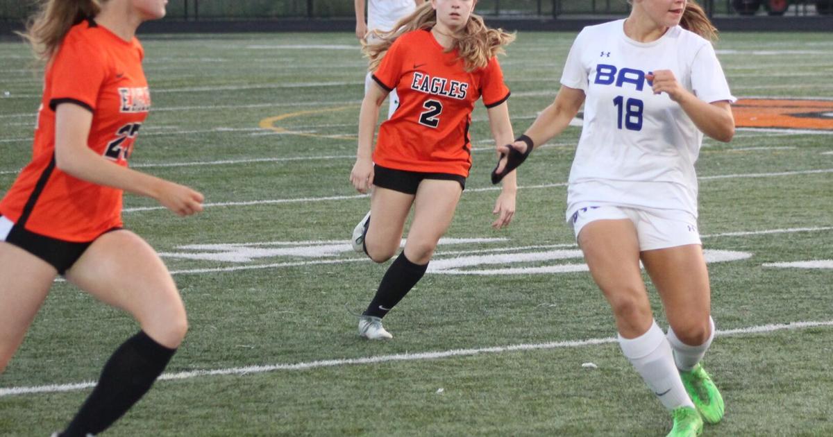 Bay Rockets BAY ROCKETS GIRLS SOCCER: Rockets replace 2025 roster with young, some ...