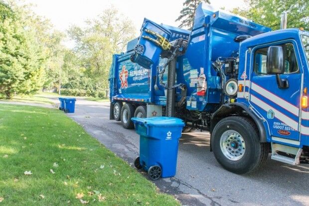 Wildwood approves new trash service with two companies