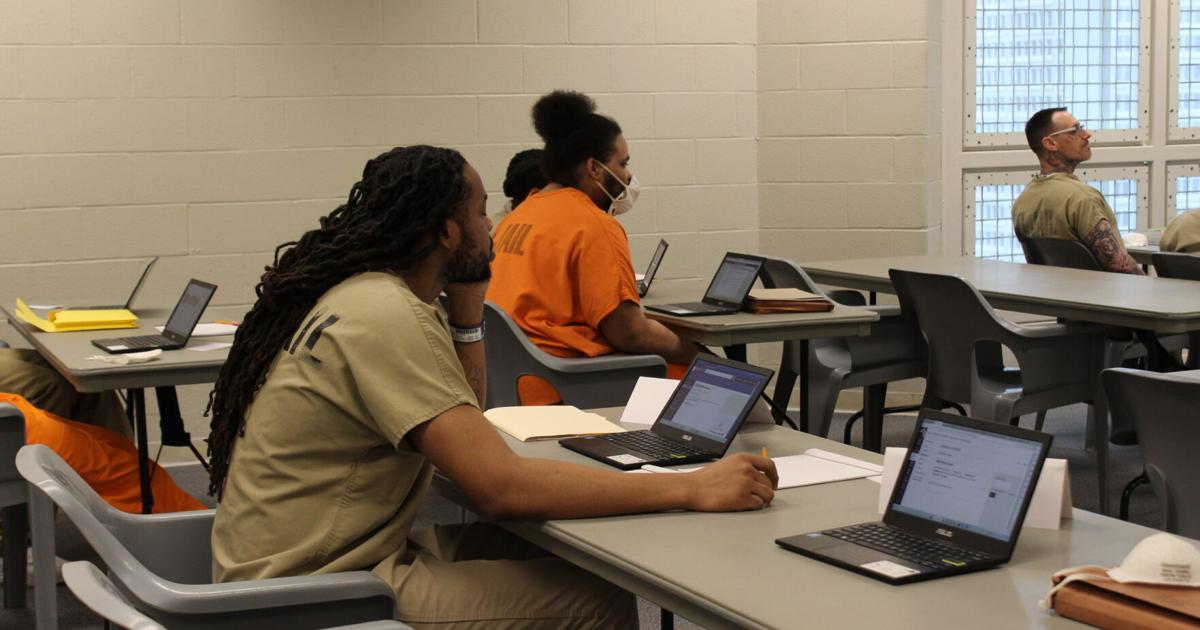 County Inmate Training New program allows county jail residents to take college classes | West ...