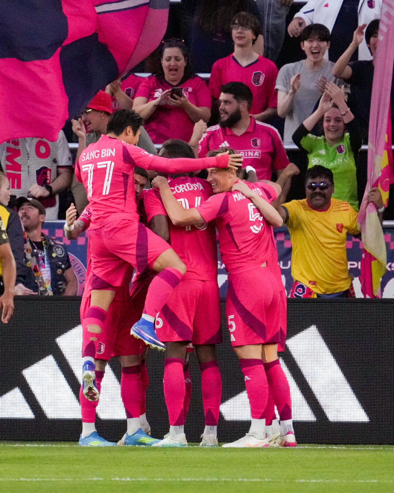 FC東京 2012 ACL 2nd LUCAS 49 決勝ラウンド GettyImages-2247031498.jpg?w=