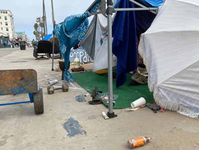 Boardwalk encampments (Venice Current)
