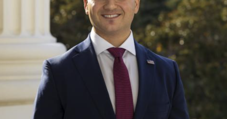 Photo: westsidecurrent.com Judge Blocks Essayli From Acting U.S. Attorney Title, Office Operations To Remain Unchanged