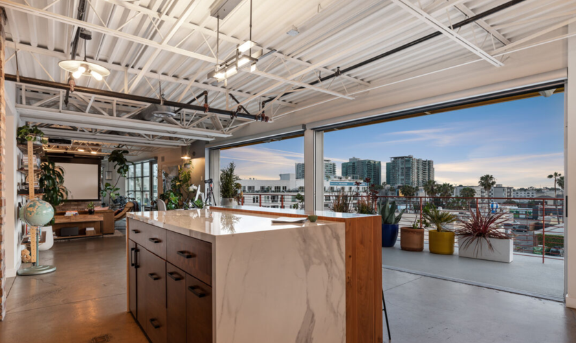 Ocean-view Penthouse with Captivating 180-degree Wrap-around Private ...