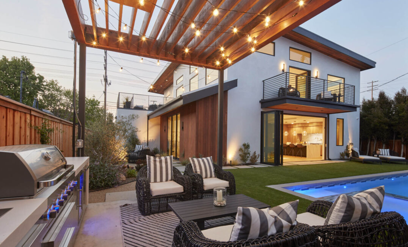 Discover an Architectural Oasis Nestled in the Heart of Venice Beach