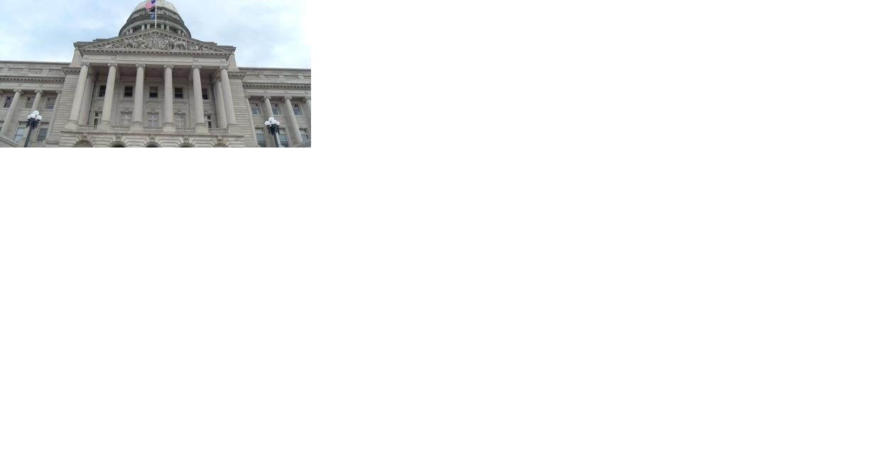 New bill in Kentucky bans school staff from contacting students via social media