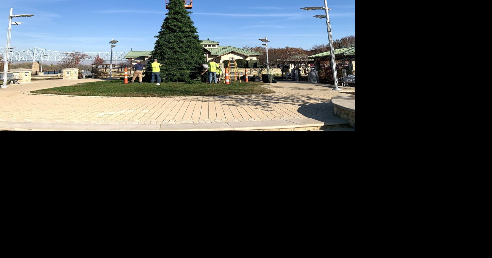 Owensboro Christmas Tree lighting this Friday at Smother's Park