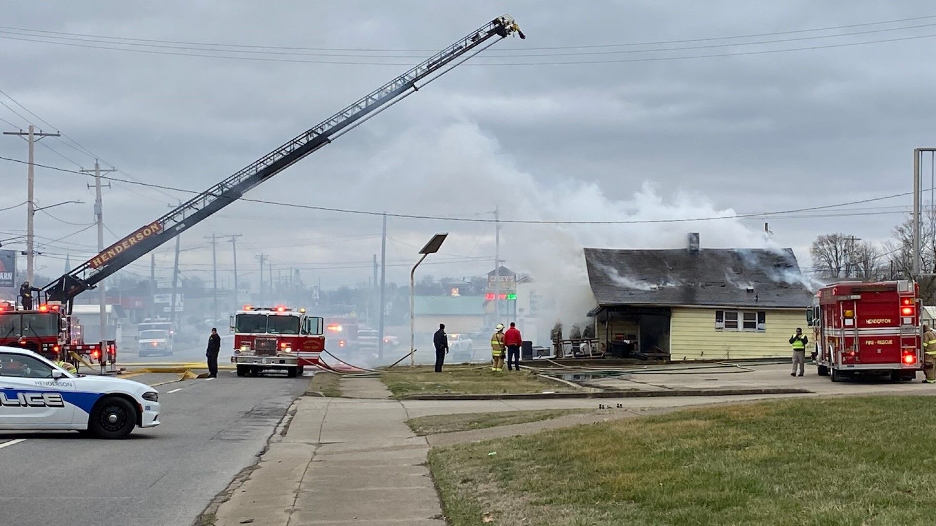 No Injuries After Large House Fire On North Green Street In Henderson ...