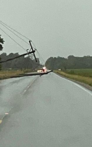 Power lines down in Wayne County, Illinois