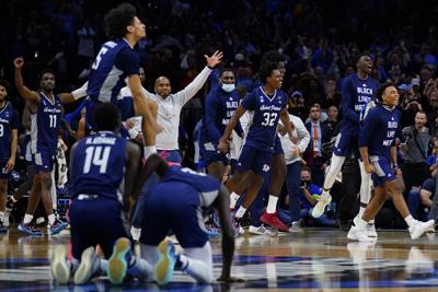 Saint Peter's becomes first No. 15 seed to reach Elite Eight in NCAA  tournament history