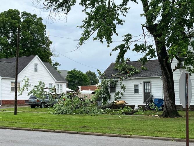 June 17 storm damage in Mt Carmel, Illinois (2) .jpg