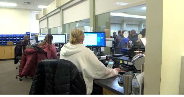 Lines are still hours long at Daviess County Clerk s Office as they