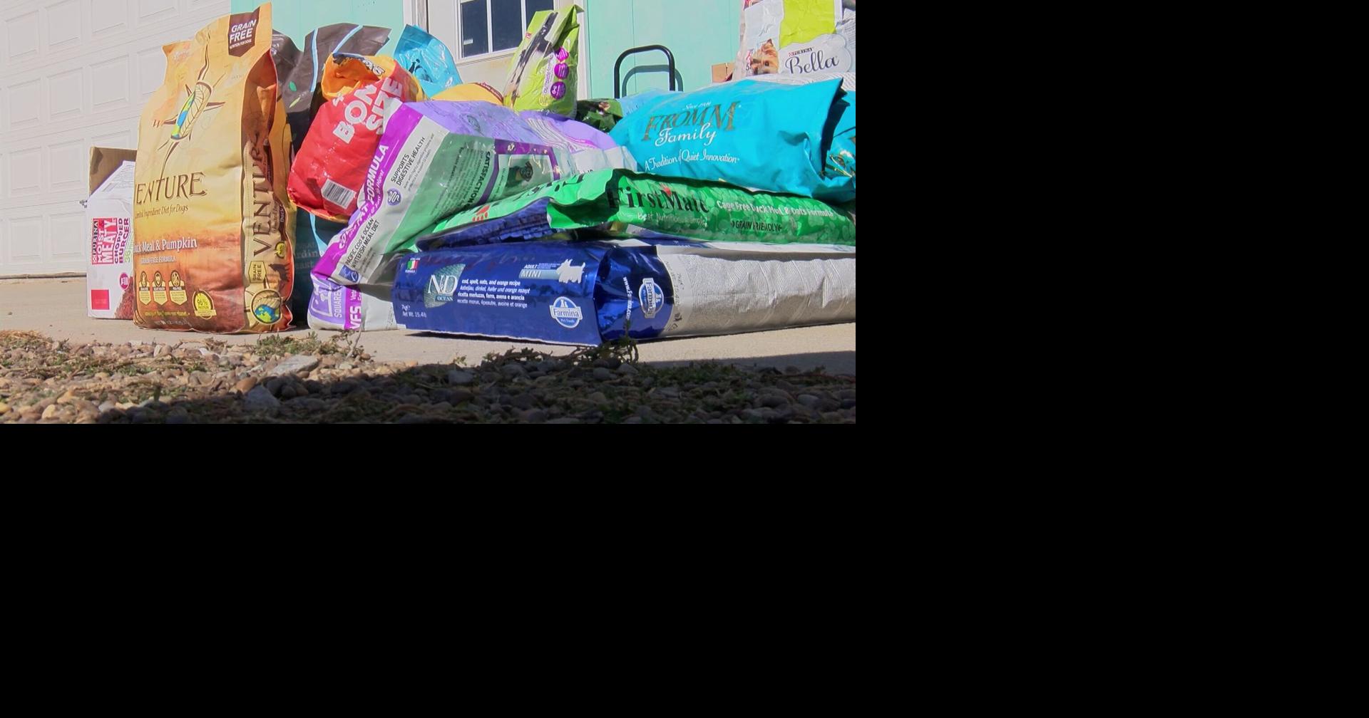 Evansville animal shelter holds dog and cat food giveaway at noon